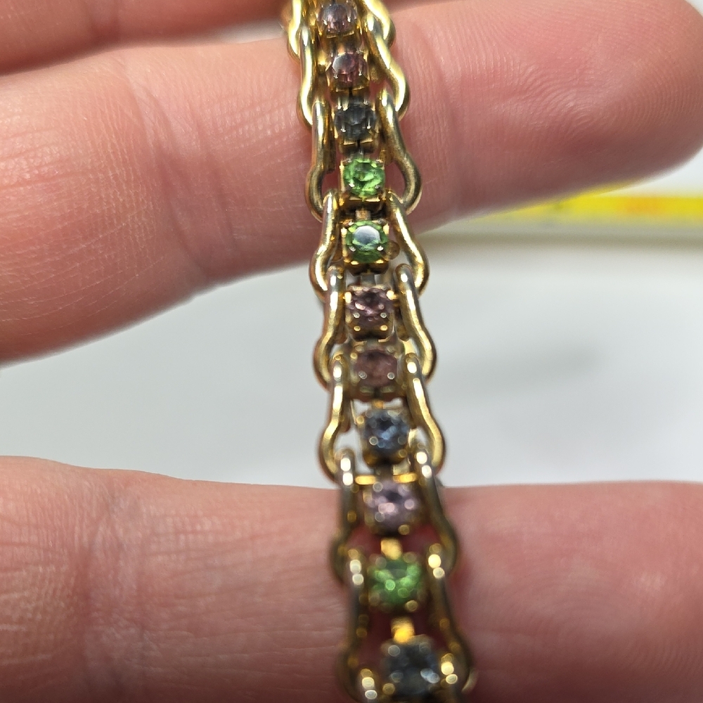 Elegant Gold Bracelet with Multicolor Stones